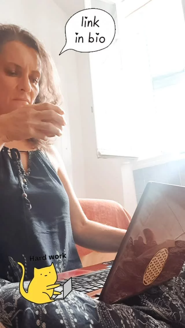 C'est intéressant de constater comme avec un petit peu de repos de recul et de calme mon esprit créatif devient... encore plus créatif et actif ! 

C'est chouette parce qu'il est actif dans l'ouverture, dans les possibles dans la nouveauté! Il ne s'agit pas de nervosité de pression de peur mais bien d'envie et de cœur qui parle... 

alors voilà je le laisse s'exprimer et je m'autorise à prendre le temps de mettre en place des nouvelles opportunités de rencontre des cours d’ événements pour la rentrée de septembre.  En attendant nous avons 3 dates possibles de méditation et pratique corporelle en plein air au jardin Henri Vinay les 8, 15 et 29 août, et puis je suis présente pour vous recevoir en séance de massage à partir du lundi 4 août! 

N’hésitez pas à consulter  mon agenda sur le site www.tym-amandine.com/agenda, ou la page fb TYM AMANDINE 

Au plaisir!

AMANDINE

#tymamandine #tymbienetre #lepuyenvelay #massage43 #bienetre43 #myhauteloire #meditation43 #yoga43