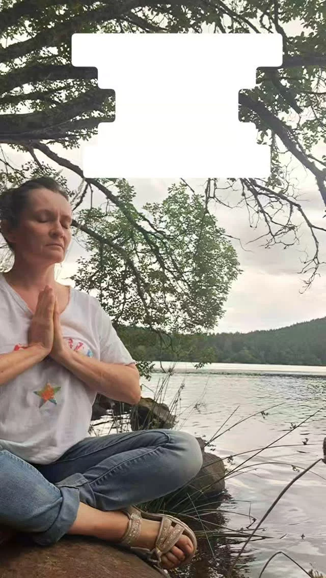 Rejoignez-nous pour pratiquer en plein air 30 minutes de méditation et 30 minutes de réveil corporel au jardin Henri Vinay au Puy-en-Velay!

C'est vendredi 8 août de 7h30 à 8h30

Inscription au 06 15 86 36 17 

chacun amène son matériel tapis coussin veste ou plaid pour se protéger de la fraîcheur matinale

Nous nous retrouvons au casque du jardin à 7h25 (ouverture du jardin à 7h15)

Au plaisir de vous retrouver!

( prochaines dates Vendredi 15 août  puis vendredi 29 août) 

#tymbienetre #tymamandine #meditation43 #yoga43 #lepuyenvelay #jardinhenrivinay #pratiquecorporelledouce #prendresoindesoi #myhauteloire #pratiquerensemble #routinebienêtre